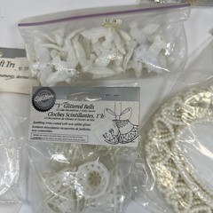 Vintage Wilton Wedding Cake Decorations Toppers Hearts Trims NOS Mixed Lot