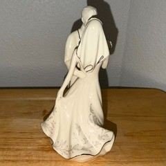 New Lenox Wedding Promises First Dance 8 1/2″ Cake Topper