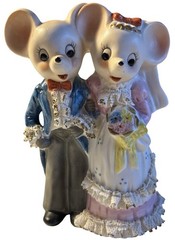 Vintage 6” Kitschy Bride & Groom Mouse Ceramic Wedding Cake Topper /1950’s-70’s