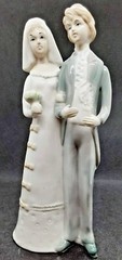 Bride and Groom wedding Cake Topper 9 1/2″ x 4″ x 2″