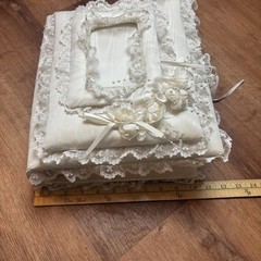 VINTAGE 1980’S WHITE PADDED HANDMADE WEDDING ALBUM LACE PEARL BEADS FLORAL