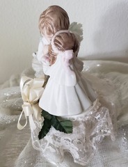 Vintage 1980s Porcelain Bisque Wedding Cake Topper Kissing Bride Groom 8″ Lefton