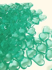 4Lb Crystal Acrylic Hearts Vase Gems or Table Scatters (Medium 2.4cm,LightGreen)