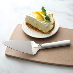 Rada Cutlery Serrated Pie Server (R120), 4.13″ x 2.38″ Stainless Steel Face, …