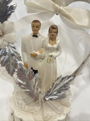 coast novelty topper 1959 Wedding