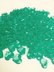 4Lb Crystal Acrylic Hearts Vase Gems or Table Scatters (Medium 2.4cm,LightGreen)