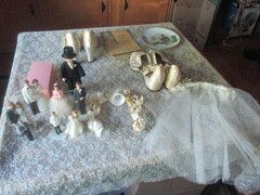 LOT OF 12 VINTAGE WEDDING TOPPERS/ACCESSORIES SHOES/VEIL.FLORAL ARCH 1940’S