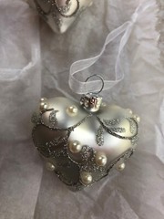 Wedding/Bridal/Anniversary Silver Scroll Faux Pearl Heart Ornaments – 7