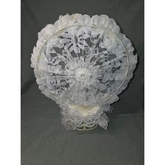 Vintage Coast Novelty Wedding Cake Topper Kissing Bride Groom Lace Arch 9 Inch