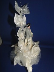 New Vintage Wilton Cascade of Love Wedding Cake Top, Black Suit # 114-412