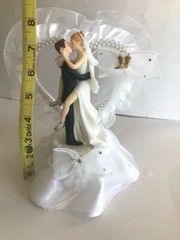 Western Honeymoon Night, Rhinestone and Pearl Heart, White and Gold Cake Top