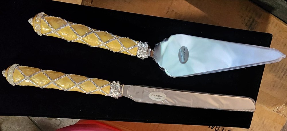 Things Remembered Knife And Server Set