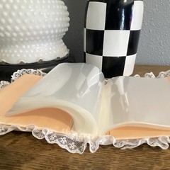 Vintage peach and lace 4 x 6 photo album with bow 1990s