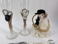 Western Bride Groom Champagne Flutes Set Cowboy Hat Rustic Wedding Toast