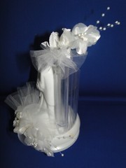 New Vintage Wilton «Splendid» Wedding CakeTop, white porcelain 117-506