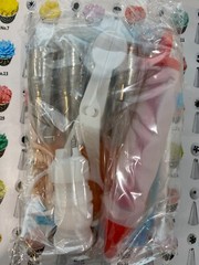 Cake Decorating Kit, +50 Pieces, Turntable, 40 Icing Nozzles, BNIB