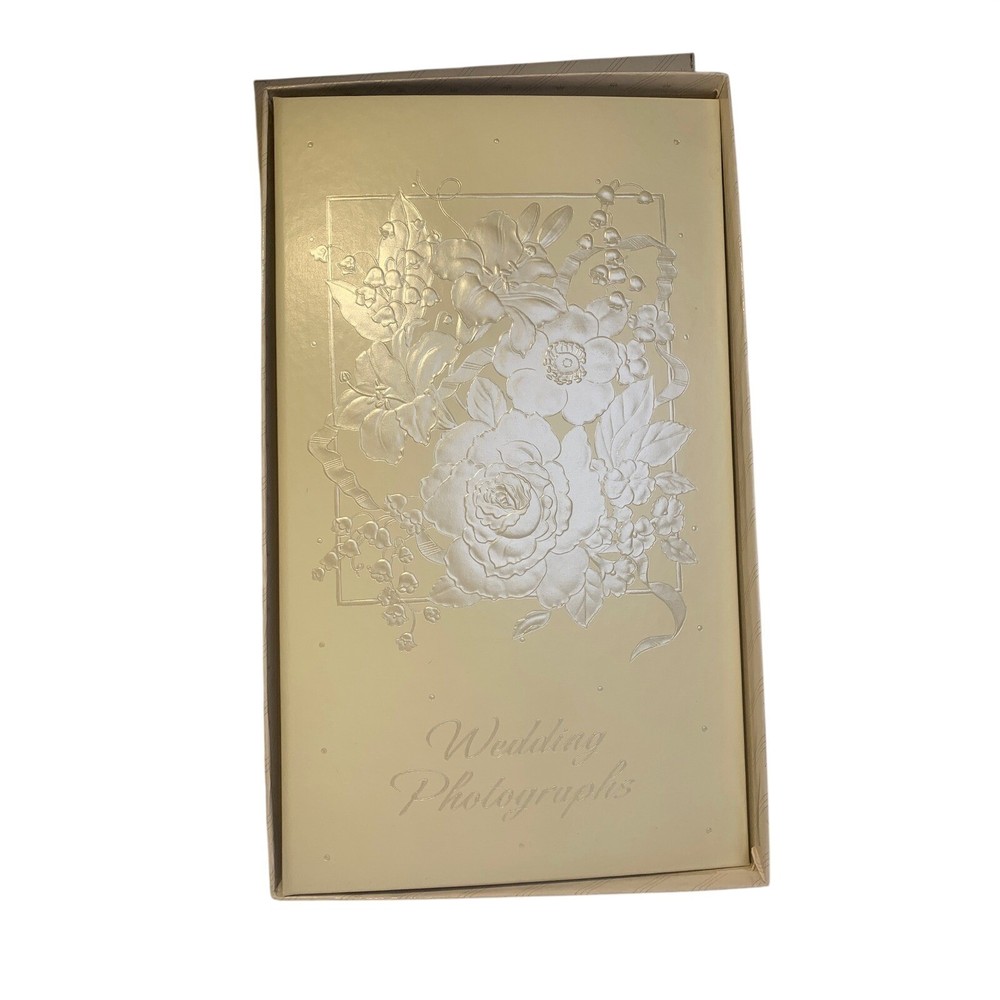 Vintage 1986 Hallmark Keepsake Wedding Photographs Album Floral Made in USA
