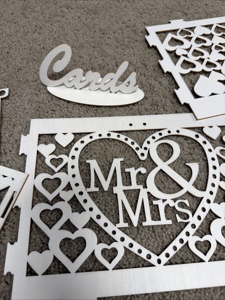 Wooden Gift Card Box for Wedding, Baby Showers & Graduations – ‘Mr & Mrs’ Style