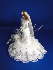 New Vintage Wilton Petite «Romance» Wedding Cake Top, white tux, 104-941