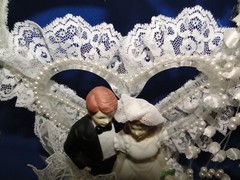 New Elegant & Absolutely Stunning Porcelain Bridal Couple Wedding CakeTop # 147