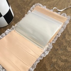 Vintage peach and lace 4 x 6 photo album with bow 1990s