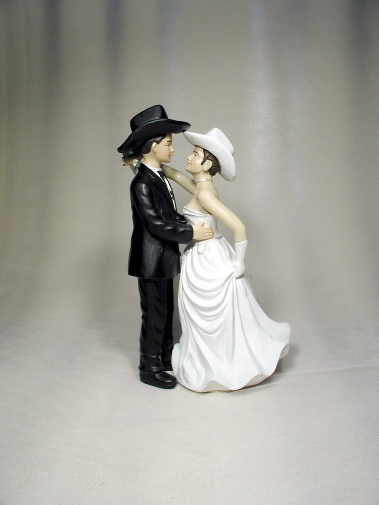 Western Cowboy Cowgirl Wedding Bride Groom Cake Top 6 inches Excellant NM