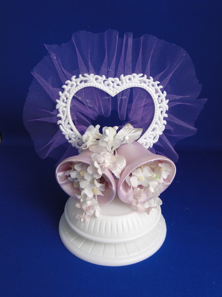 New Vintage Wilton Petite «Bells & Buds lilac Wedding CakeTop, 106-1003