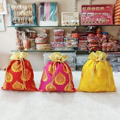 Potli,Batwa,Gota Patti Fabric Potli,Return Gift Potli,Mithai,Bhaji Ladoo Potli