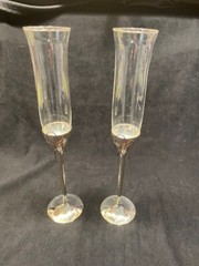 Vera Wang Love Knots Toasting Flutes – Elegant Wedding Champagne Glasses T935100