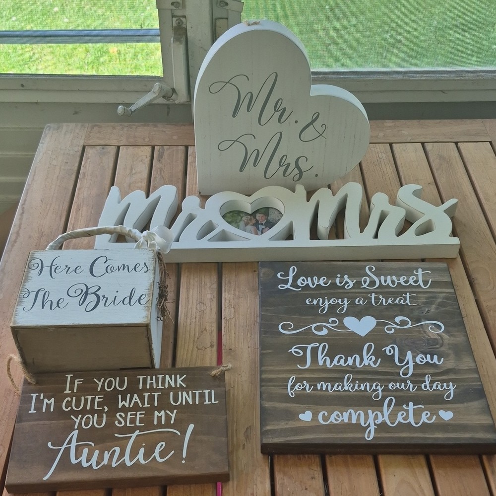 Wood Wedding Signs Set, Reusable Hanging Decorations, White Brown, 5 Pieces