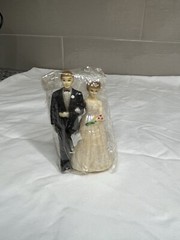 Vintage Wedding Cake Topper Lt Brown Haired Couple White Corsage Red Flowers