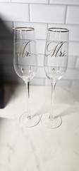 Set of 2 Wedding Champagne Flutes • Wedding Gift for Mr & Mrs • Gold Letter…