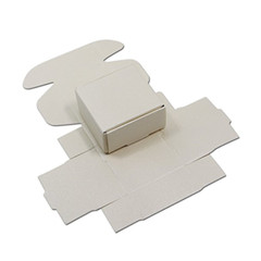 24xWhite Favour Boxes Birthday Wedding Bomboniere Party Favour Boxes 7.5×7.5x3cm