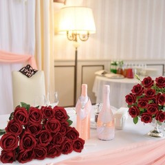 Jexine 60 PCS Artificial Roses Bulk Silk Flowers with Long Stems, Realistic F…