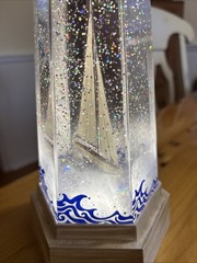 Acrylic LED & Water Spinning Lighthouse BO, Light up, 3AA Battery not Included.