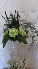BEAUTIFUL HANDMADE TABLE CENTERPIECE FOR WEDDINGS WHITE/SAGE GREEN ROSES