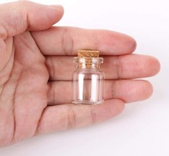 MaxMau 24pcs Mini Glass Bottles with Cork Stoppers 5ml DIY Art Crafts Clear