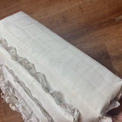 VINTAGE 1980’S WHITE PADDED HANDMADE WEDDING ALBUM LACE PEARL BEADS FLORAL