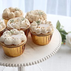 48 Metallic Gold Foil Cupcake Liners Wedding Party Events Decorations Supplies