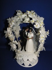 New Vintage Wilton MOONLIT SNOW Wedding Cake Top, Black Suit # 116-62417