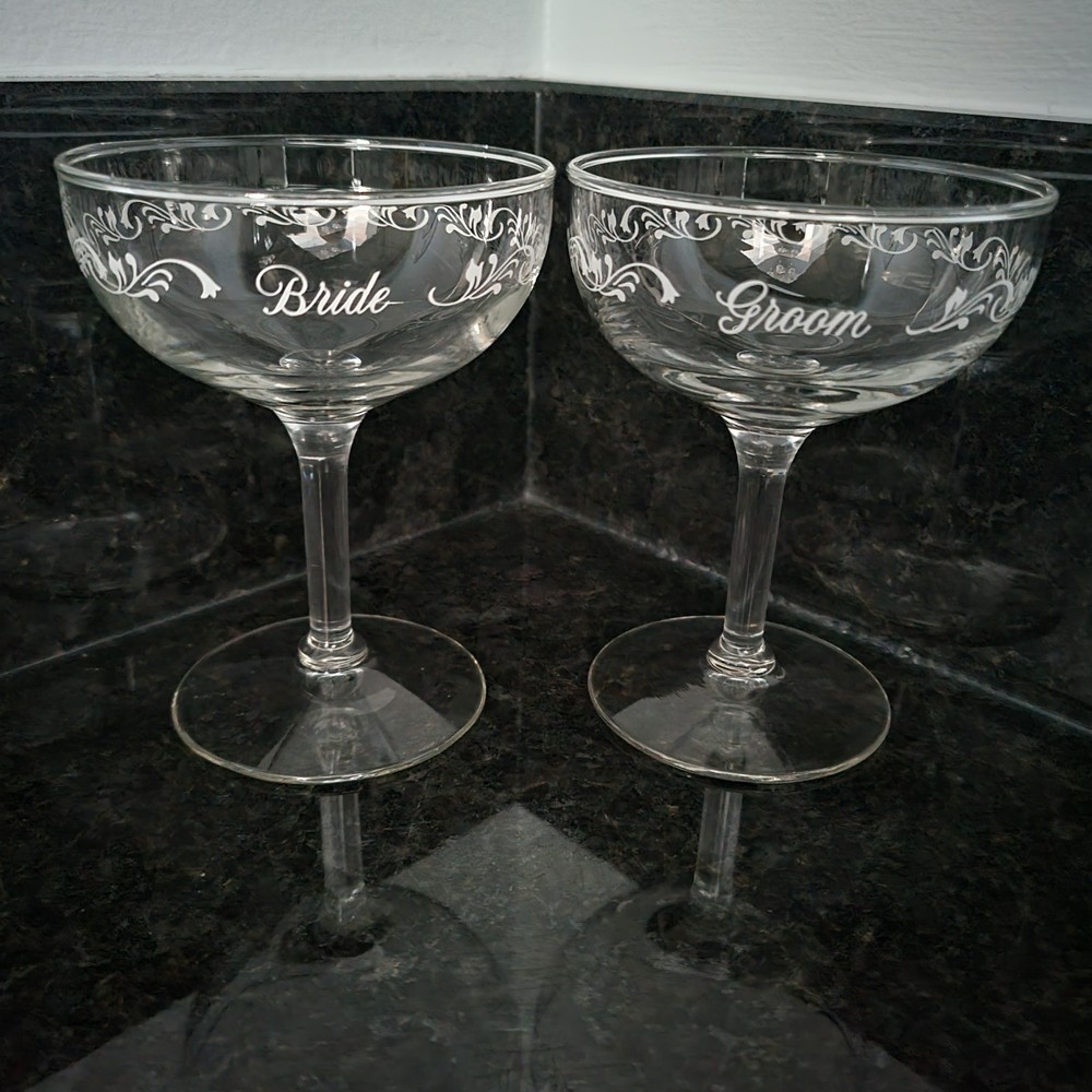 Vintage Bride Groom Wedding Toasting Champagne Wine Glasses