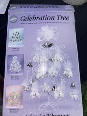 2004 Wilton CELEBRATION TREE Party Decoration for Weddings, Anniversaries, Baby