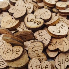 Honbay 300PCS Tiny Wooden Love Hearts Confetti Rustic Heart Wedding Table Scatte