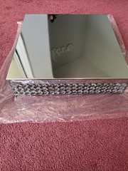 New Cupcake/ Cake Display -Large – Silver Shiny With Beaded Sides – 15.5×15.5×4