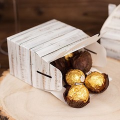 25 WHITEWASHED Favor BOXES Rustic Wooden Design Party Gift Holders Events Home