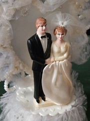 Vintage -1980 Coast Novelty – Made in New Zealand- Wedding Cake Topper w/ Heart