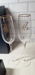 Set of 2 Wedding Champagne Flutes • Wedding Gift for Mr & Mrs • Gold Letter…