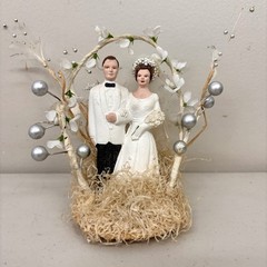 Vintage Wedding Cake Topper Bride and Groom Figures Chalkware Floral Arch