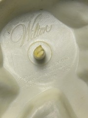 VINTAGE 1971 Wilton Bride & Groom Kissing On Tree Wedding Cake Topper Vase MCM