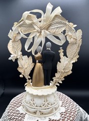 9″ Vtg Plastic Coast 1980 Novelty 50th Anniversary Gold Wedding Cake Topper